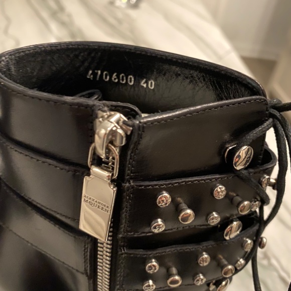 Alexander McQueen Statement Combat Boots - Picture 7 of 13